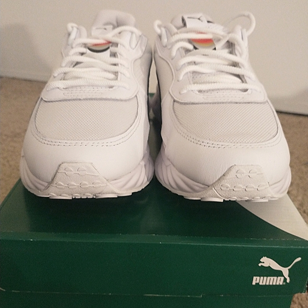 PUMA Men Shoe Wild Rider AS size:8.5 color:white/black/red